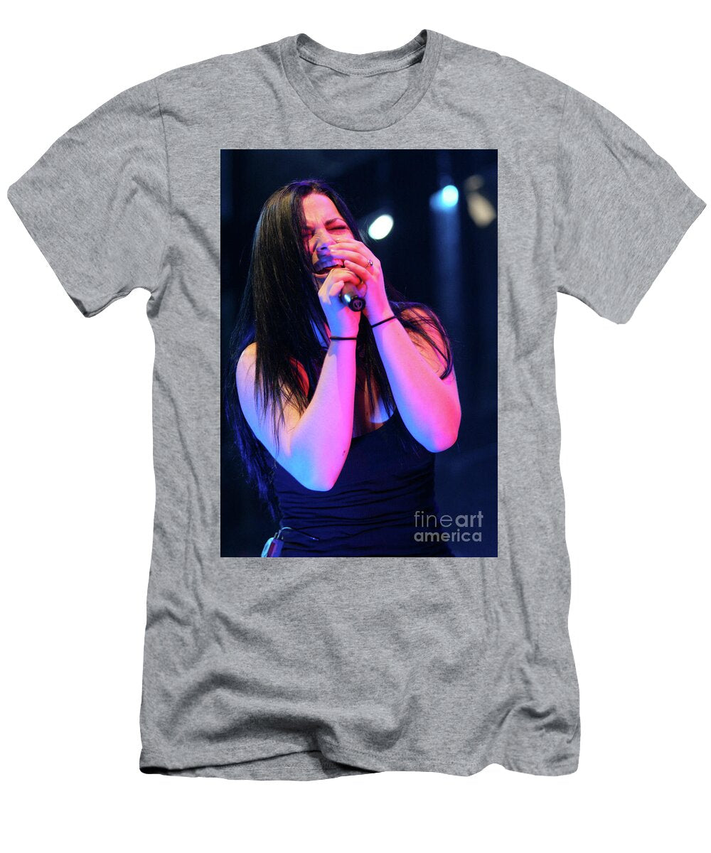 1 Amy Lee Evanescence Concert Photos T-Shirt