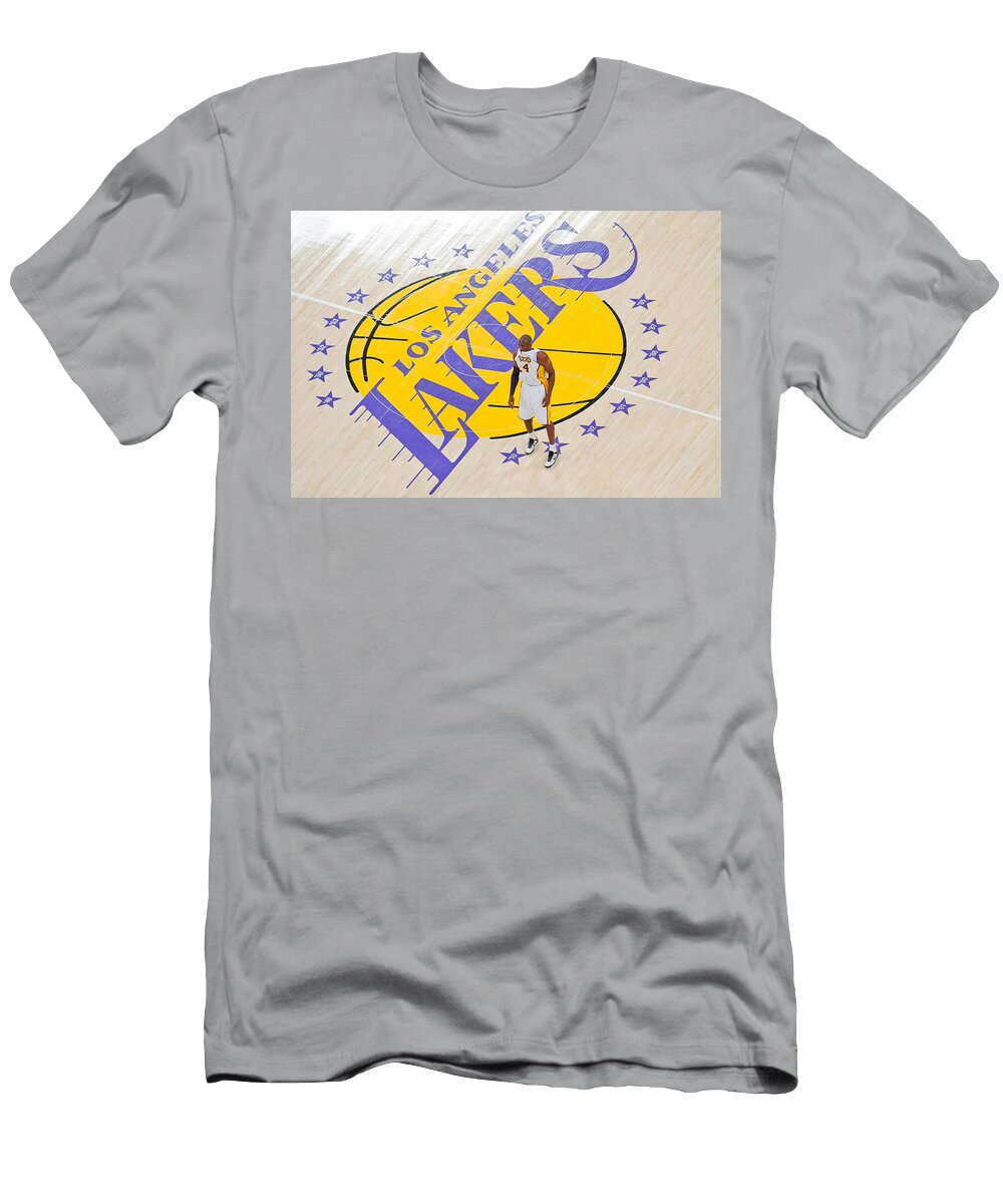 1 Close Up Basketball Wegate Waee T-Shirt