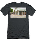 1 Starbucks Closed on Miami Beach Lincoln Road 2024 Recession Felix Mizioznikov T-Shirt