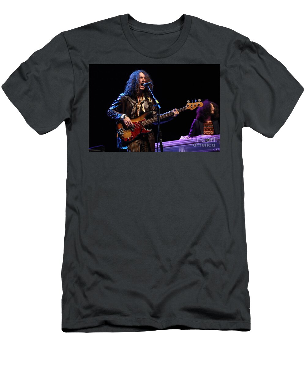 1 William Thomas Wesley Ii Paper Zoo Concert Photos T-Shirt