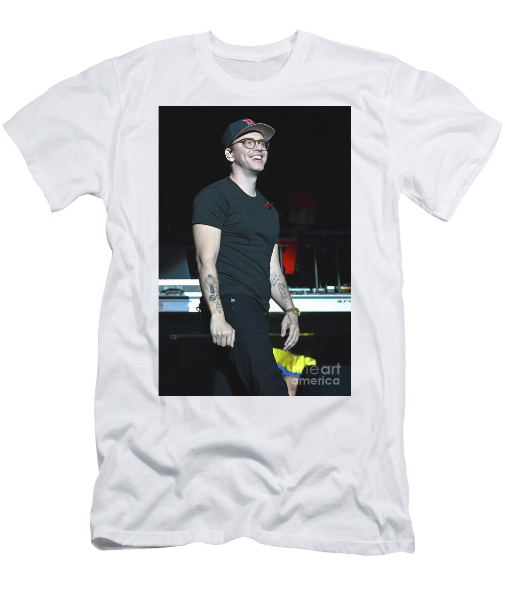 2 Logic Concert Photos T-Shirt