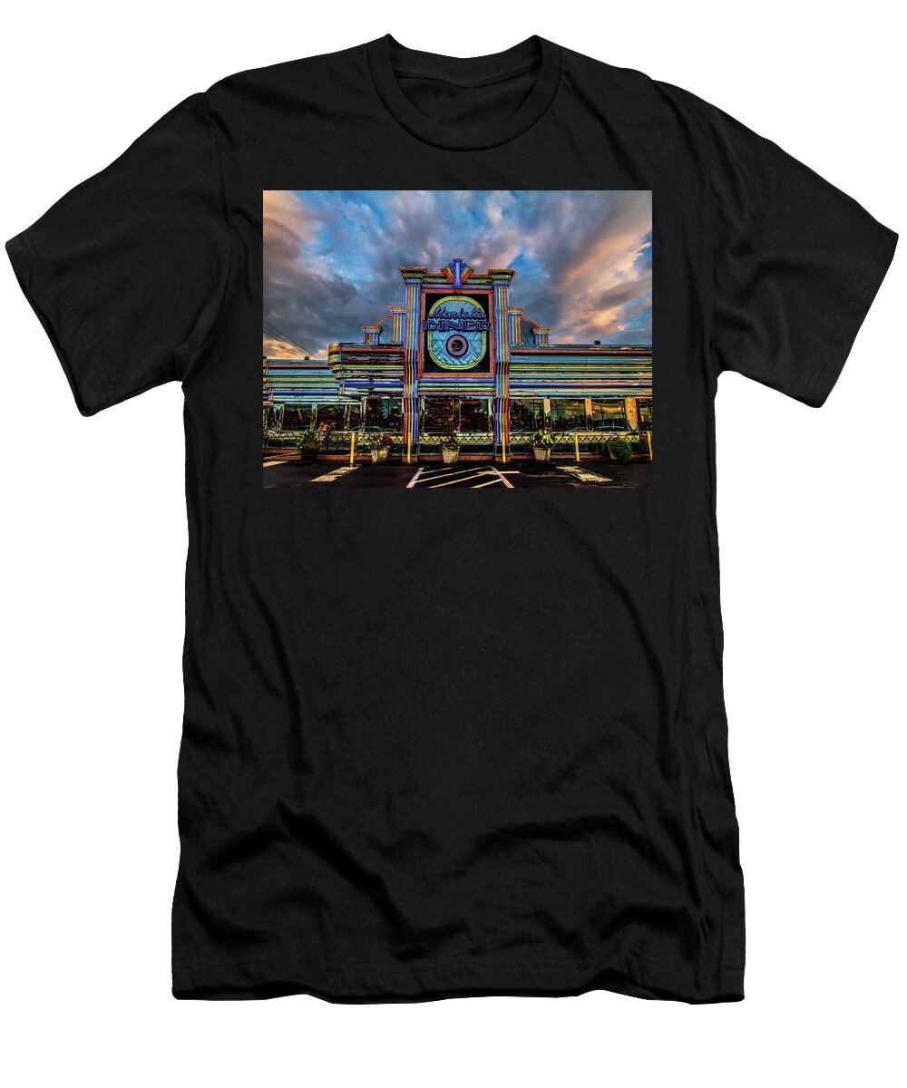 3 Marietta Diner Mark Chandler T-Shirt