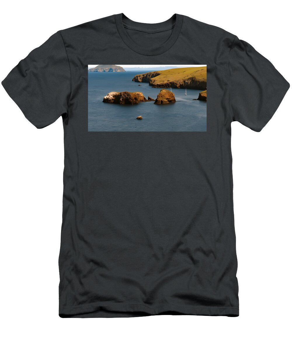 30 Channel Islands National Park Santa Cruz Island Sibainu T-Shirt