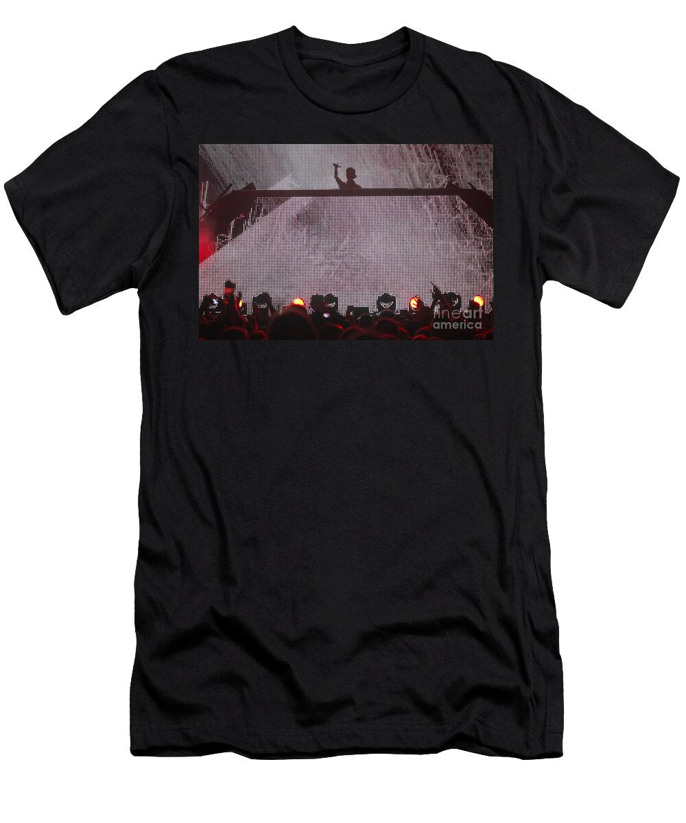 4 Avicii Concert Photos T-Shirt