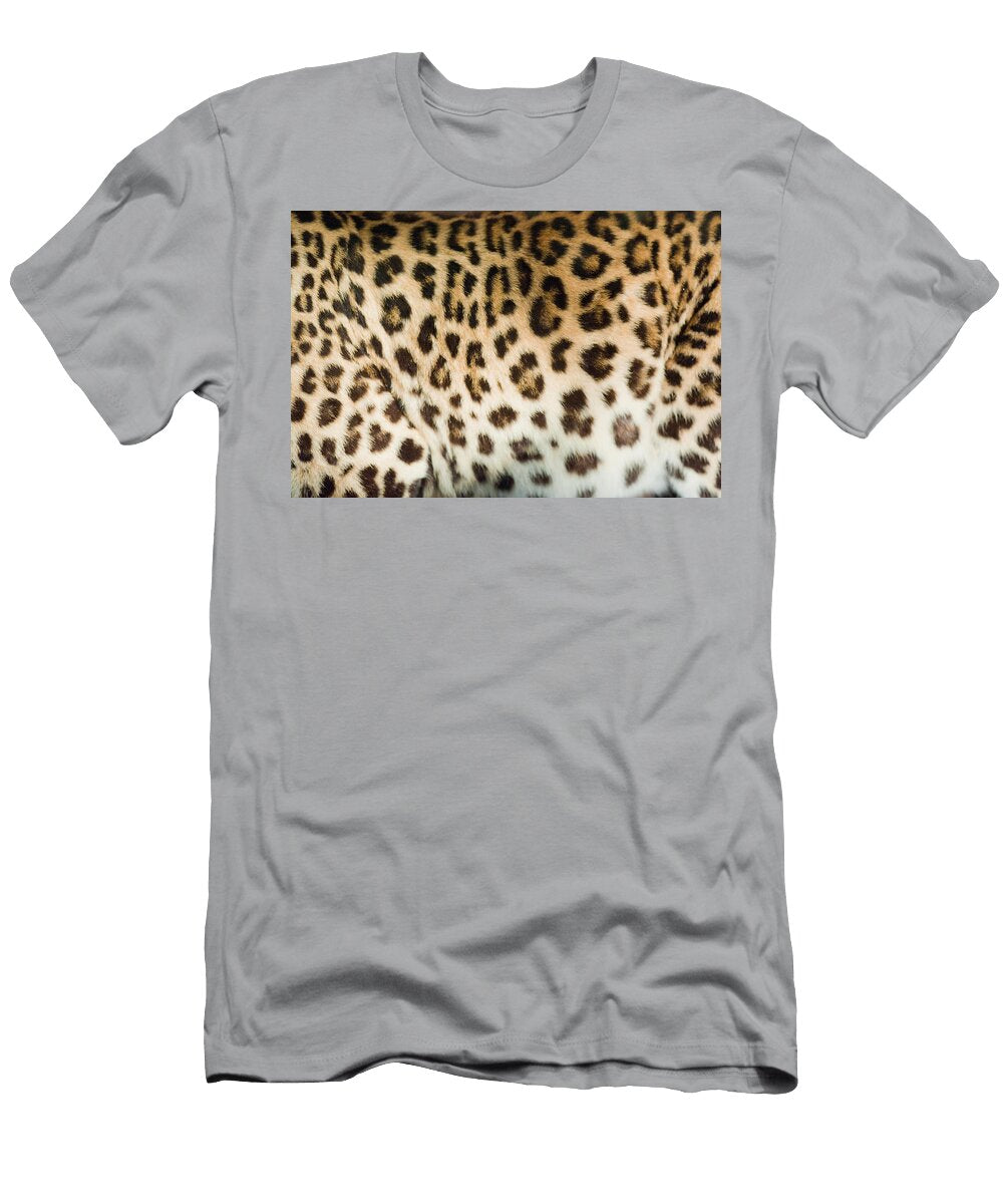 4 Leopard Skin Texture Julien T-Shirt