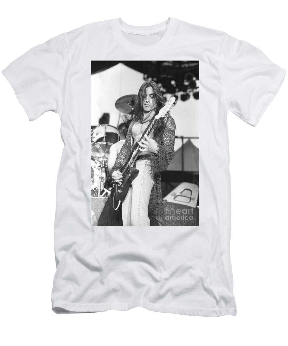 5 Extremeguitarist Nunobettencourt Concert Photos T-Shirt