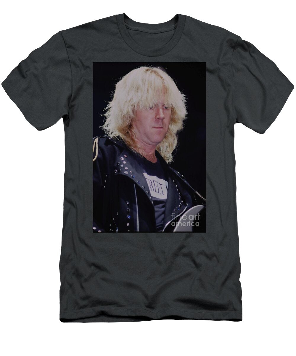 7 Tom Hamilton Aerosmith Concert Photos T-Shirt