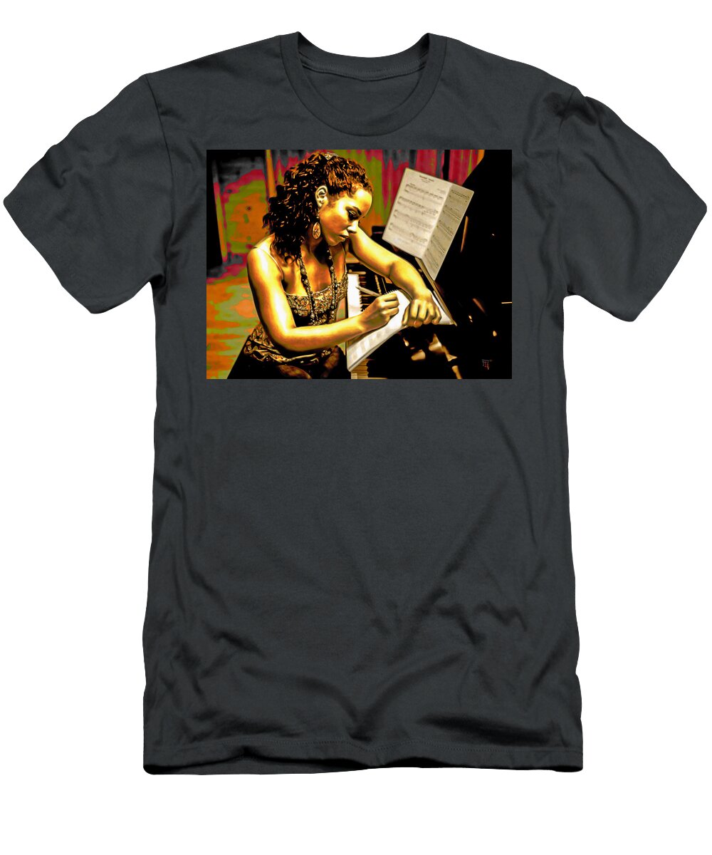 Alicia Keys Byron Fli Walker T-Shirt