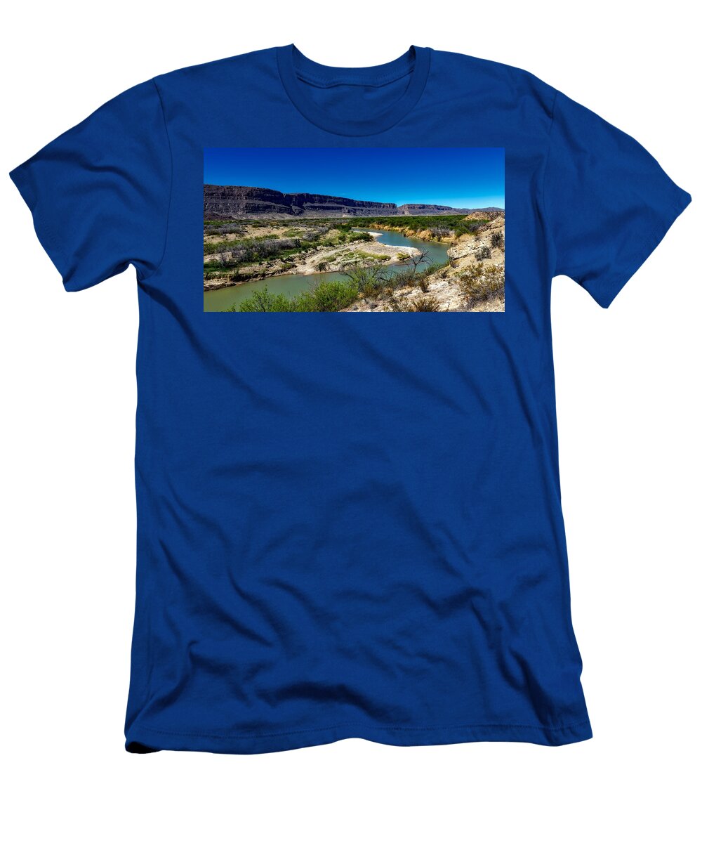 Along the Rio Grande River Mountain Dreams T-Shirt