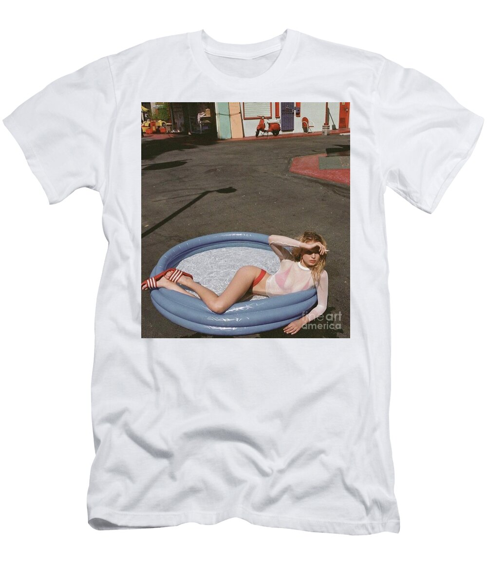 Bamba Swim Woman on the Bath Naomi Lees T-Shirt