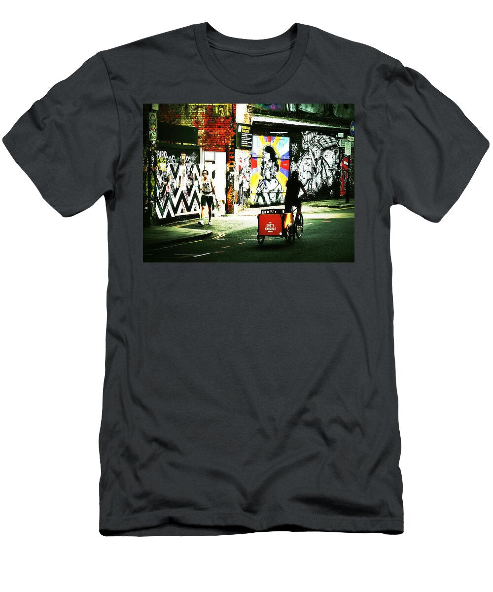 Biking Shoreditch London Funkpix Photo Hunter T-Shirt