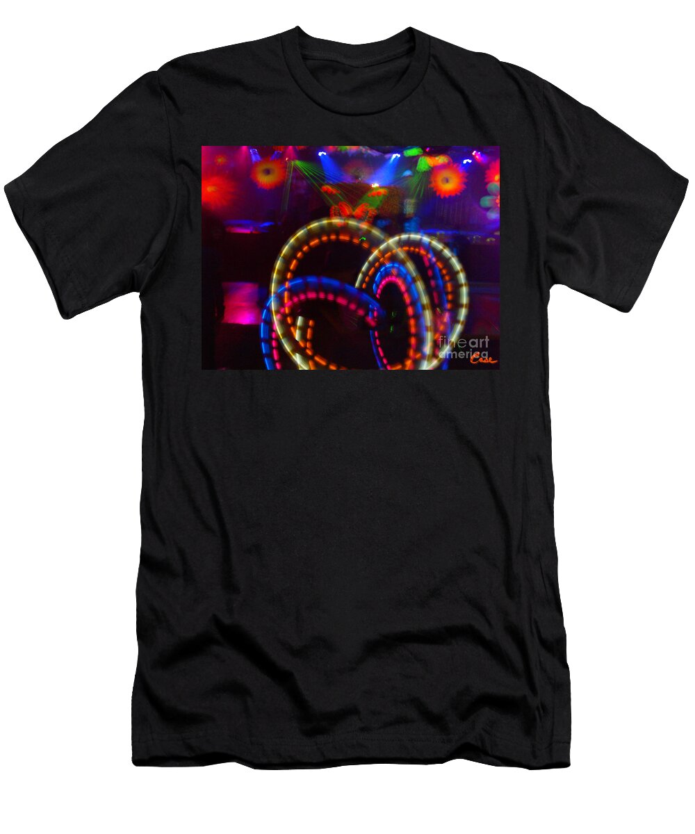 Butterfly Flowers and Quad Loops Feile Case T-Shirt