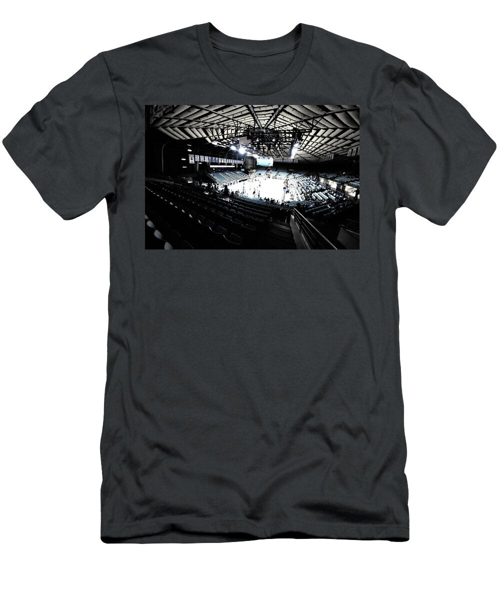 Carmichael Auditorium in Chapel Hill North Carolina 1b Brian Reaves T-Shirt