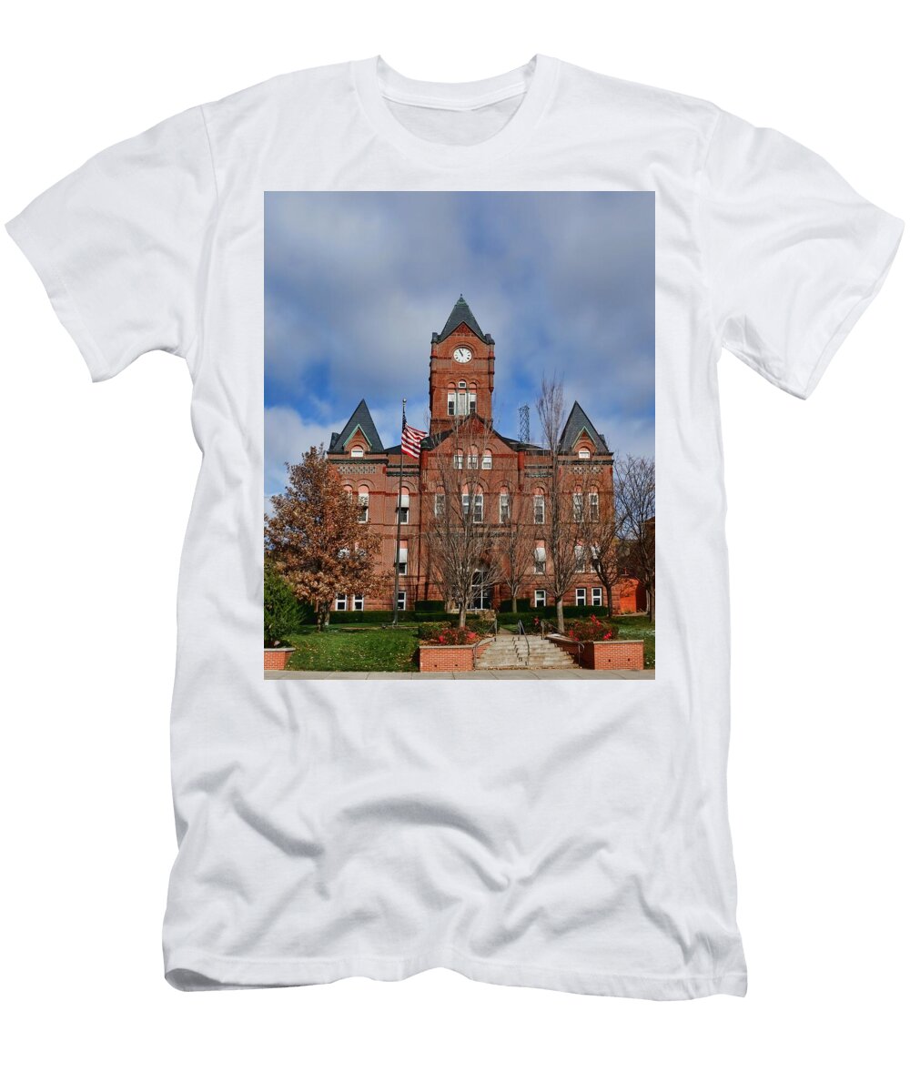 Cass County Courthouse Nikolyn Mcdonald T-Shirt