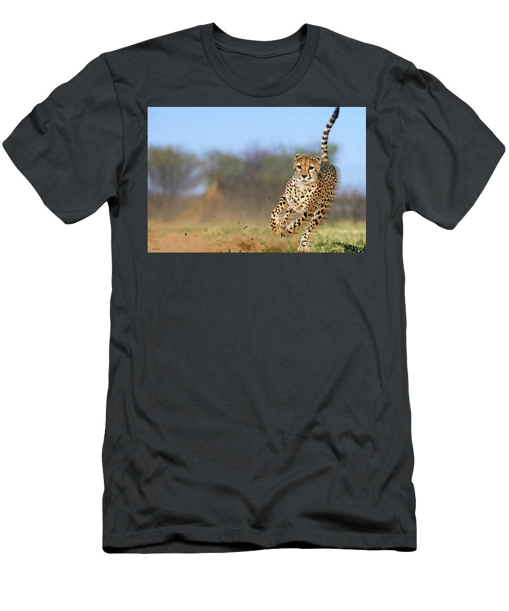 Cheetah on the Move Thomas Pollart T-Shirt