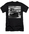 Curvalicious Viper Black and White Square Gill Billington T-Shirt