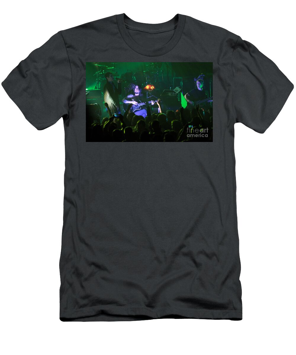Dave Navarro and Eric Avery Janes Addiction Concert Photos T-Shirt