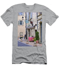 LA Provende Nikolyn Mcdonald T-Shirt