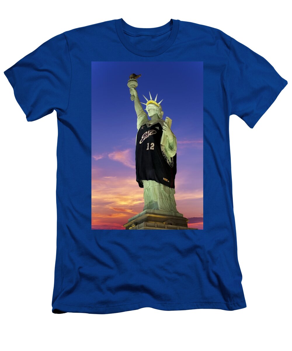 Lady Liberty Dressed Up for the NBA All Star Game Susan Candelario T-Shirt