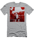 Michael Jordan in Flight Brian Reaves T-Shirt