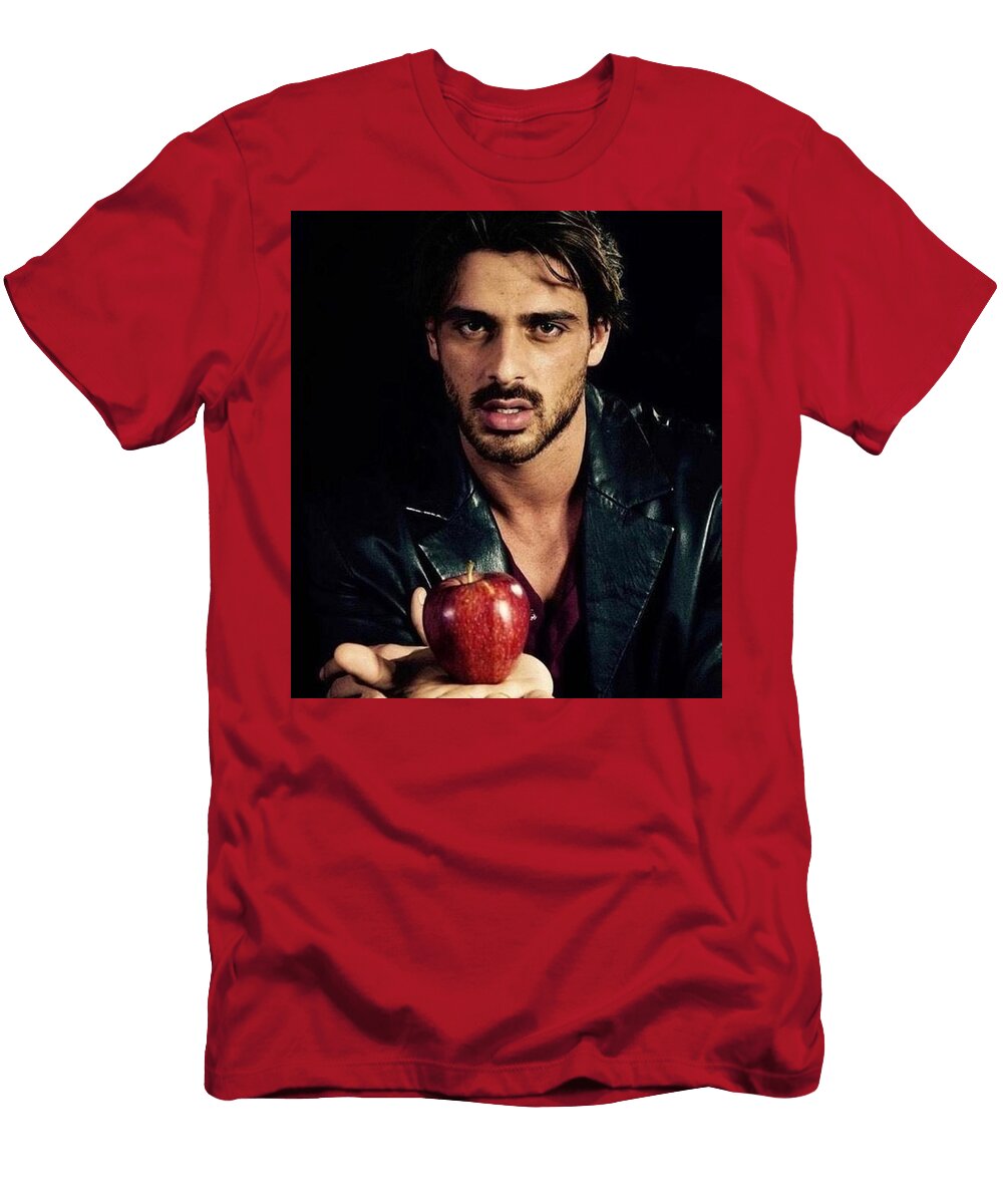 Michele Morrone Lucita Lelga T-Shirt
