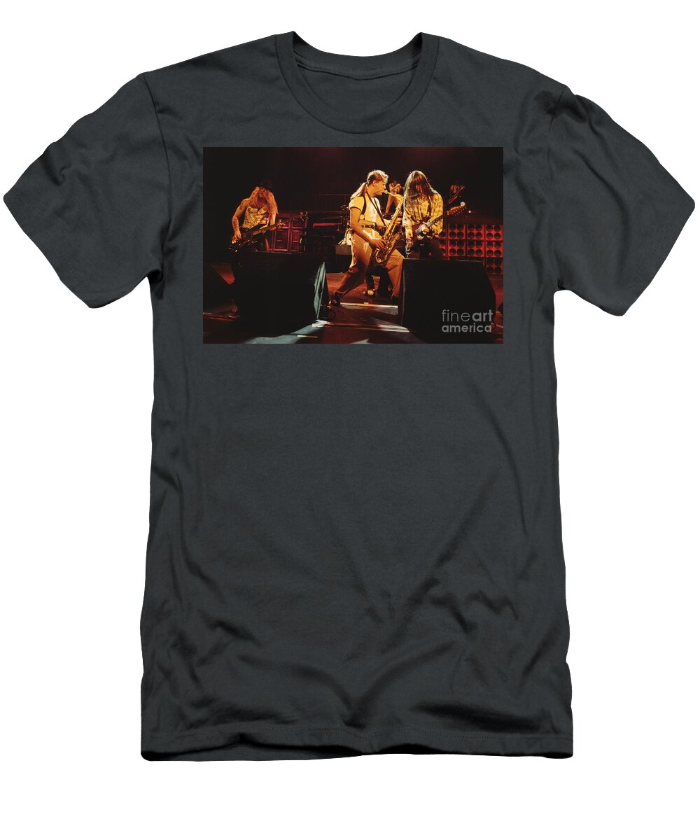 Nuno Bettencourt and Extreme Band Members Concert Photos T-Shirt