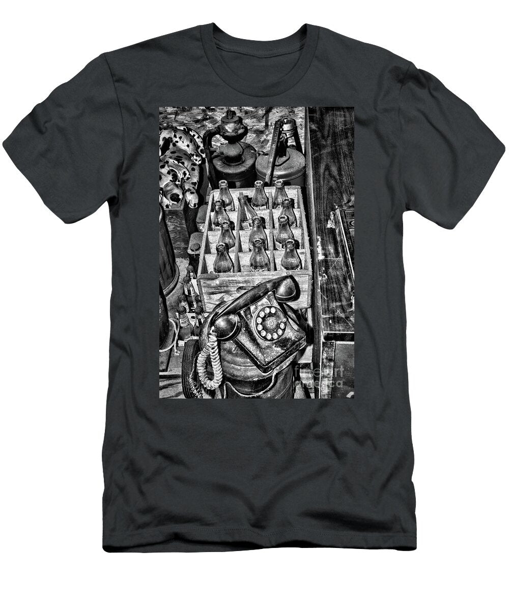 Old Forgotten Gas Station Office Black and White Paul Ward T-Shirt