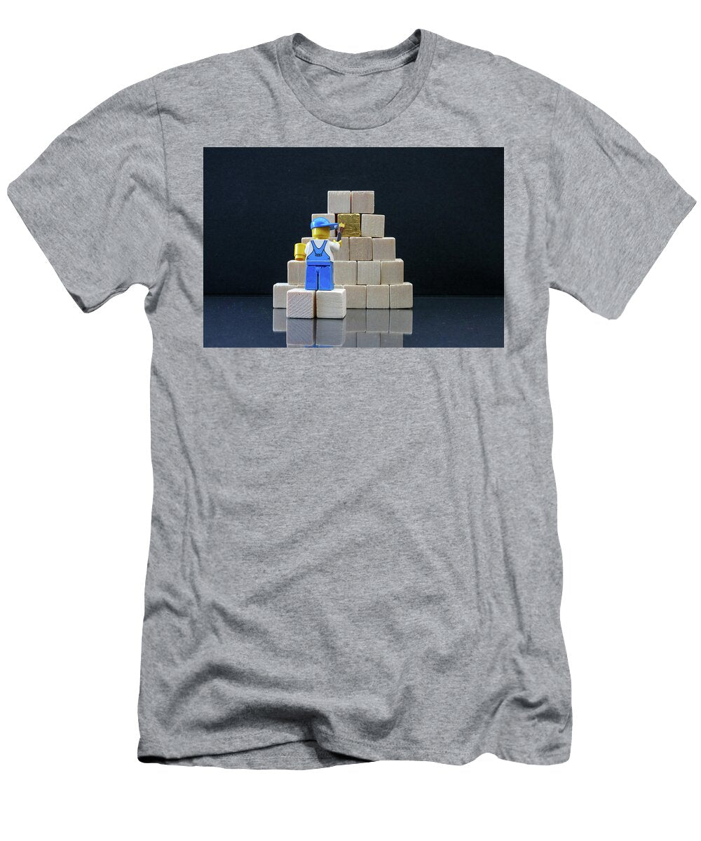 Painting the Display Deane Palmer T-Shirt