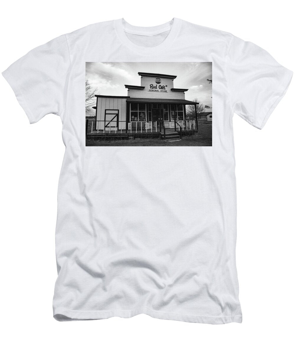 Red Oaks Ii General Store on Historic Route 66 in Black and White Eldon Mcgraw T-Shirt