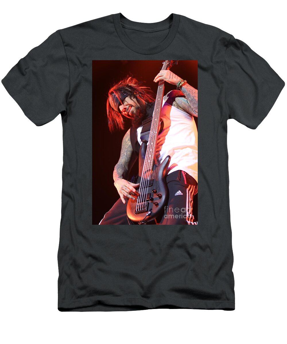 Reginald Arvizu Korn Concert Photos T-Shirt