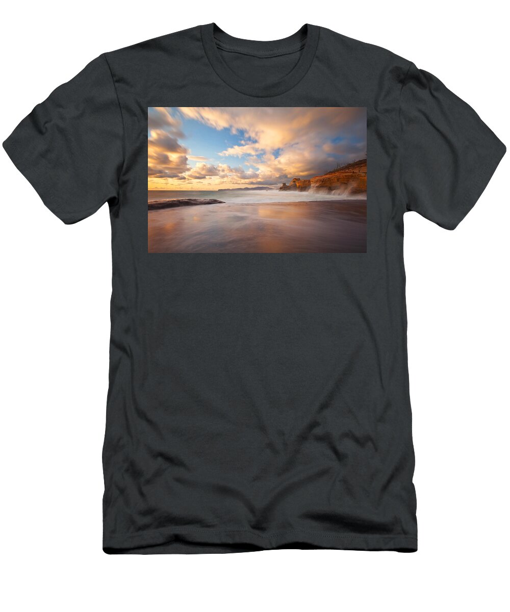 Sandstone Shores Darren White T-Shirt