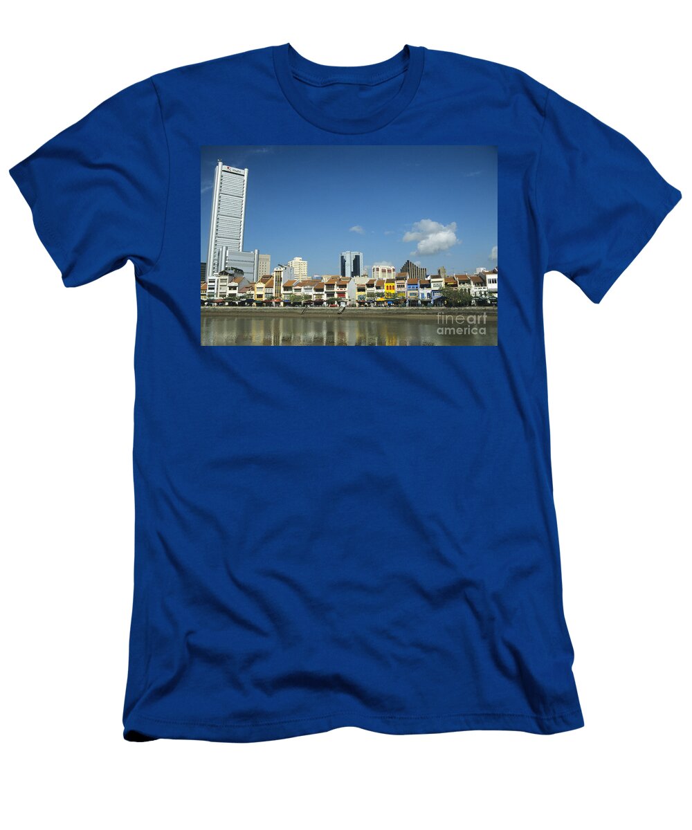Singapore River and Boat Quay Gloria and Richard Maschmeyer T-Shirt