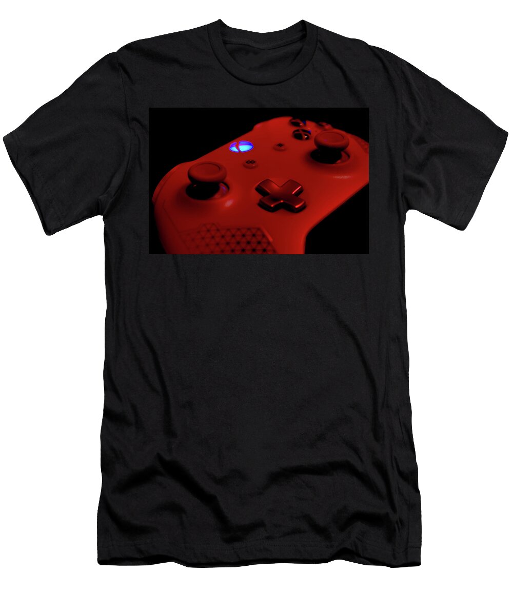 Sport Red Xbox Controller 2 Eric Hafner T-Shirt