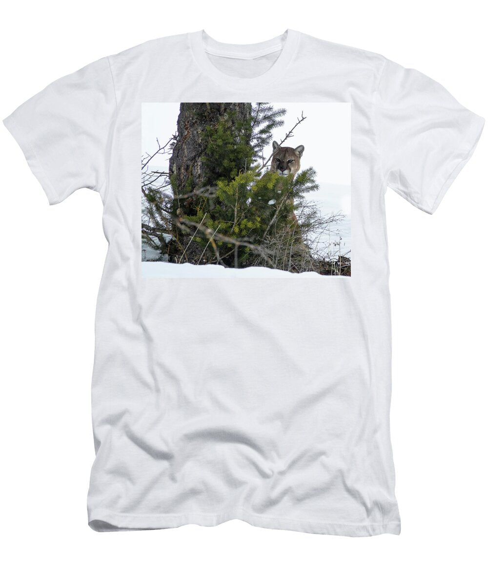 Spotting Her Prey Elizabeth Waitinas T-Shirt