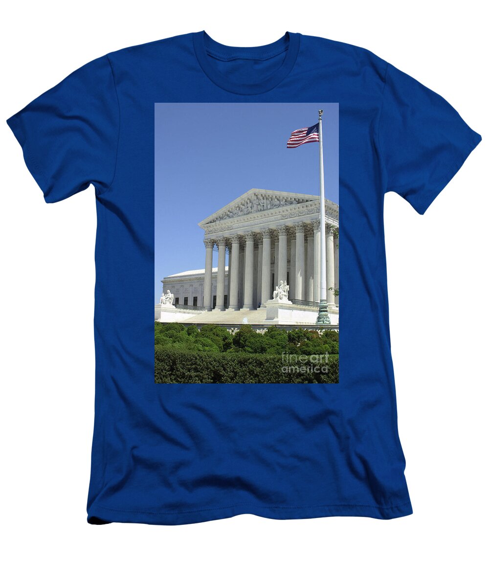 The American Supreme Court Building in Washington DC Neoclassical Architecture with the American Flag American School T-Shirt