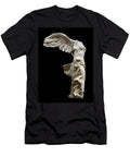 The Winged Victory of Samothrace LA Victoire De Samothrace Greek Art T-Shirt